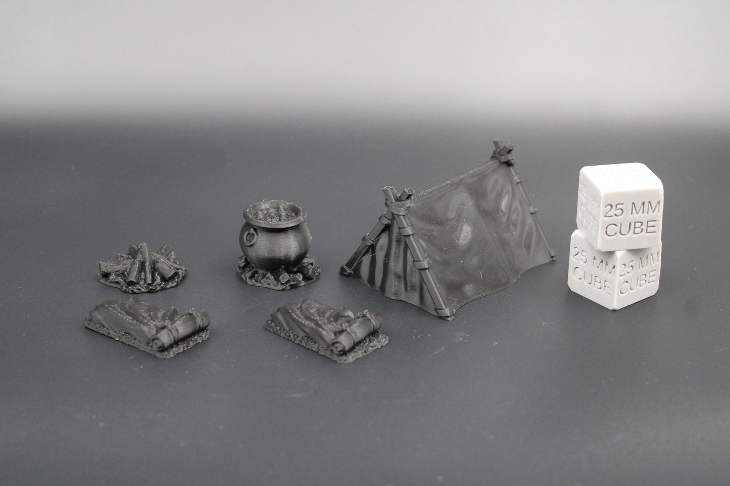 Tabletop Town Camp Set Tent Bedroll Fire Scatter Dnd RPG Wargame Skirmish 28mm