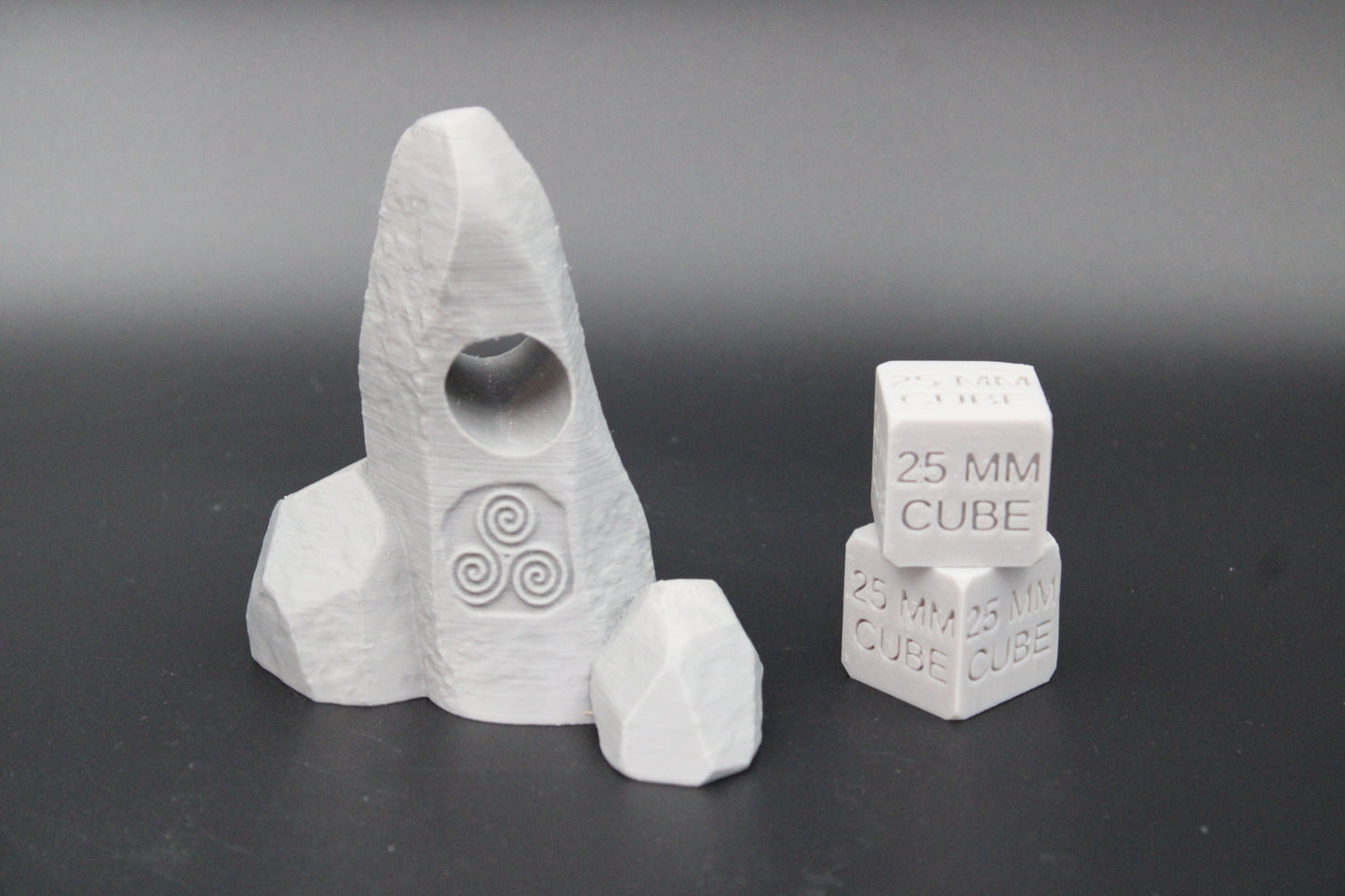 Tabletop Terrain Fantasy Druid Stone Cairn Dnd RPG wargame skirmish 28mm