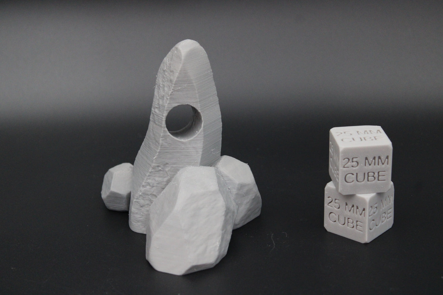 Tabletop Terrain Fantasy Druid Stone Cairn Dnd RPG wargame skirmish 28mm