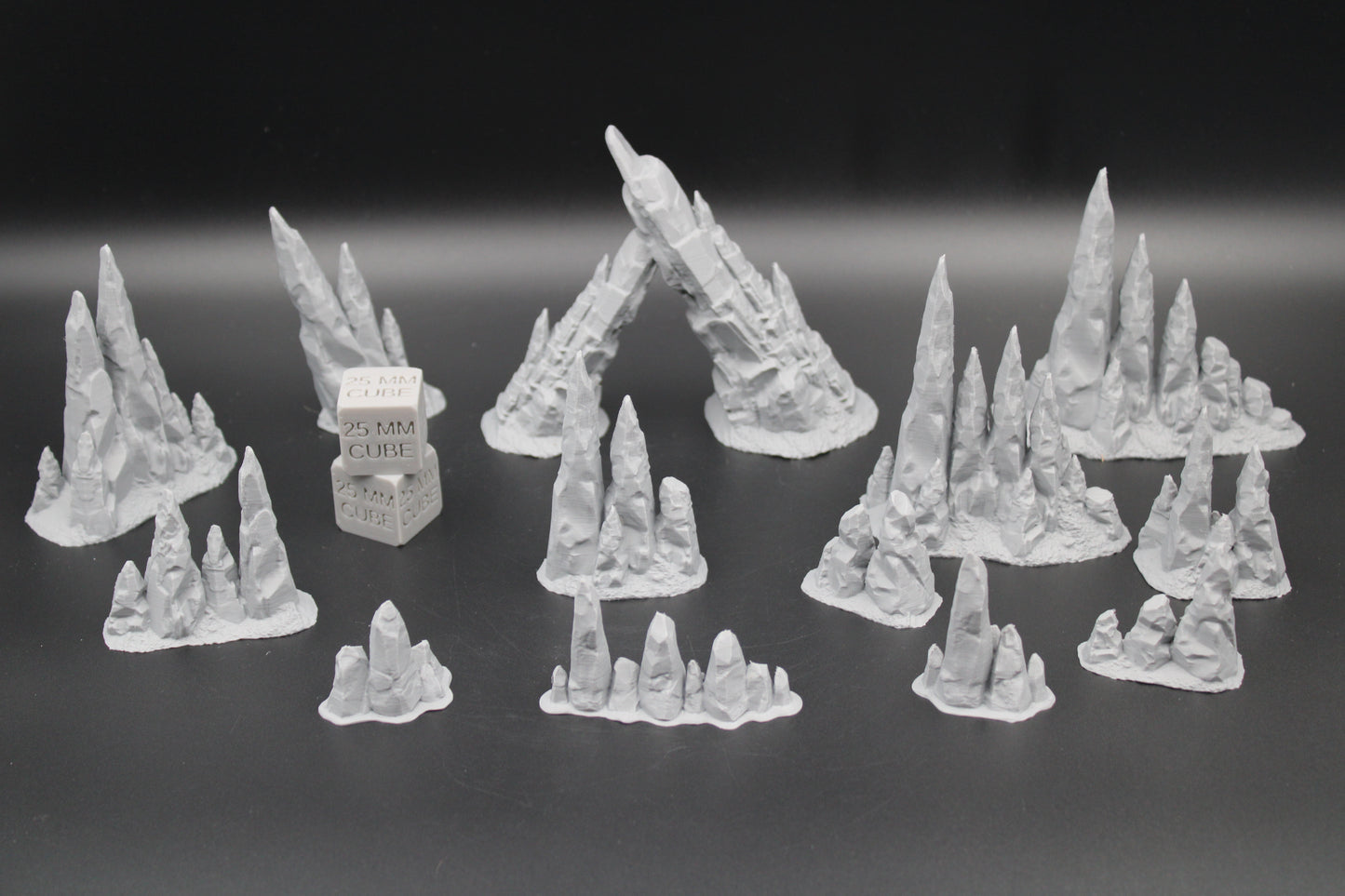 Tabletop Terrain Cave Rock Stalagmites Crystal Dnd RPG wargame skirmish 28mm 32