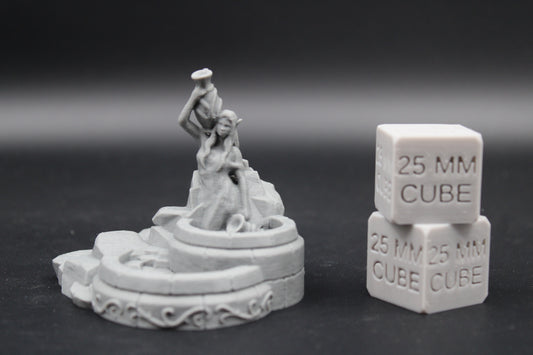 Tabletop Terrain Elven Woman Fountain Gazing Pool Dnd RPG wargame skirmish 28mm