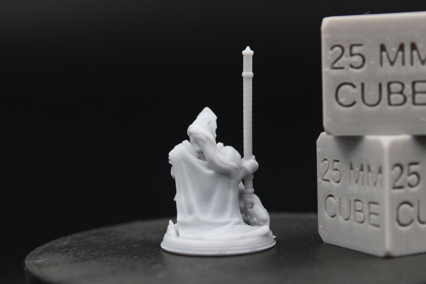 Halfling Adventurer Knight Paladin Great Axe 32mm Miniature Dnd Skirmish