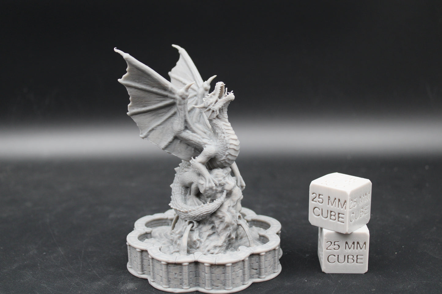 Tabletop Terrain Fantasy Dragon Wurm Fountain Statue Dnd RPG wargame skirmish 28-32mm