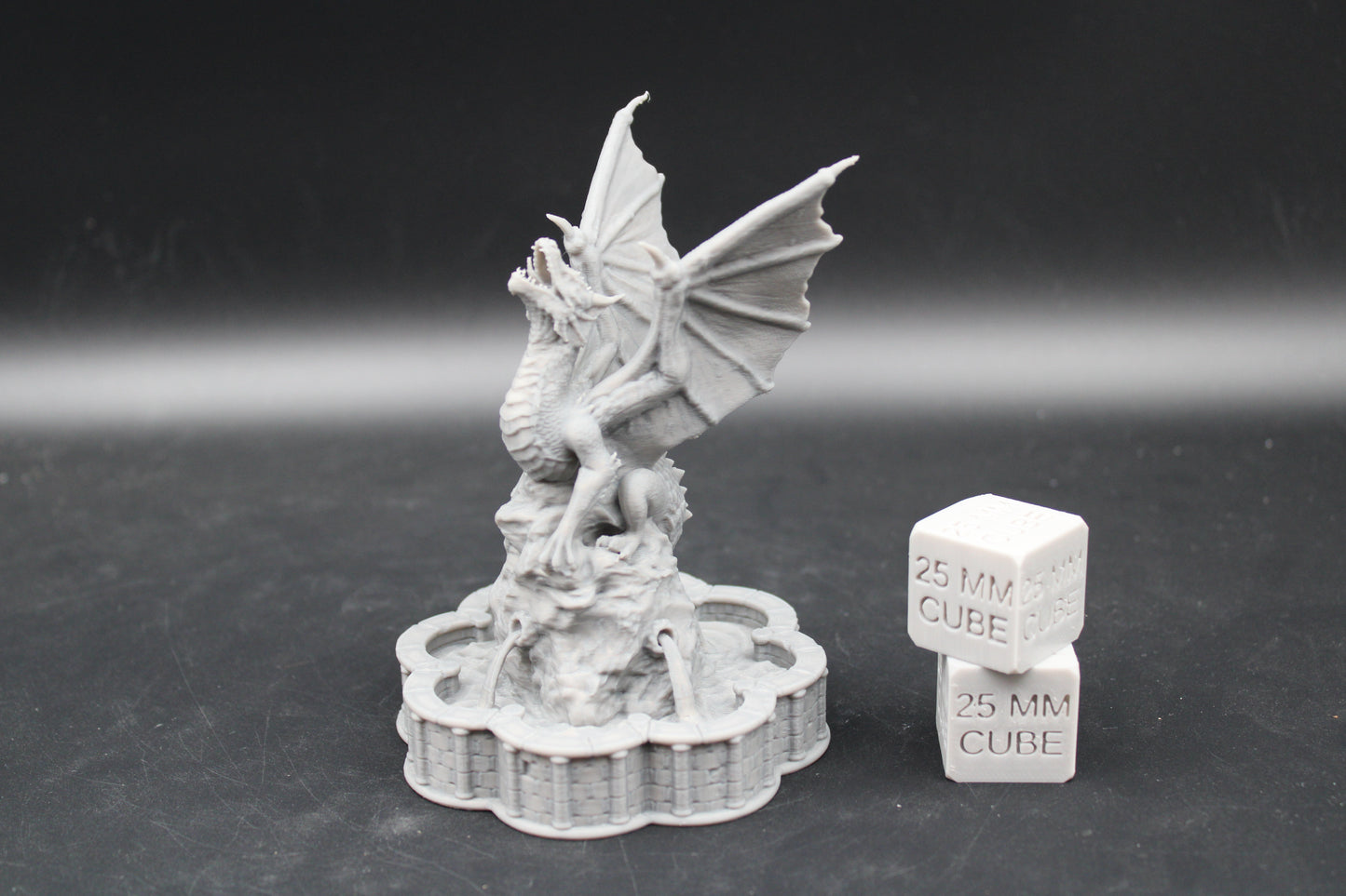 Tabletop Terrain Fantasy Dragon Wurm Fountain Statue Dnd RPG wargame skirmish 28-32mm