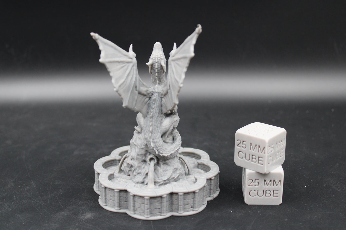 Tabletop Terrain Fantasy Dragon Wurm Fountain Statue Dnd RPG wargame skirmish 28-32mm