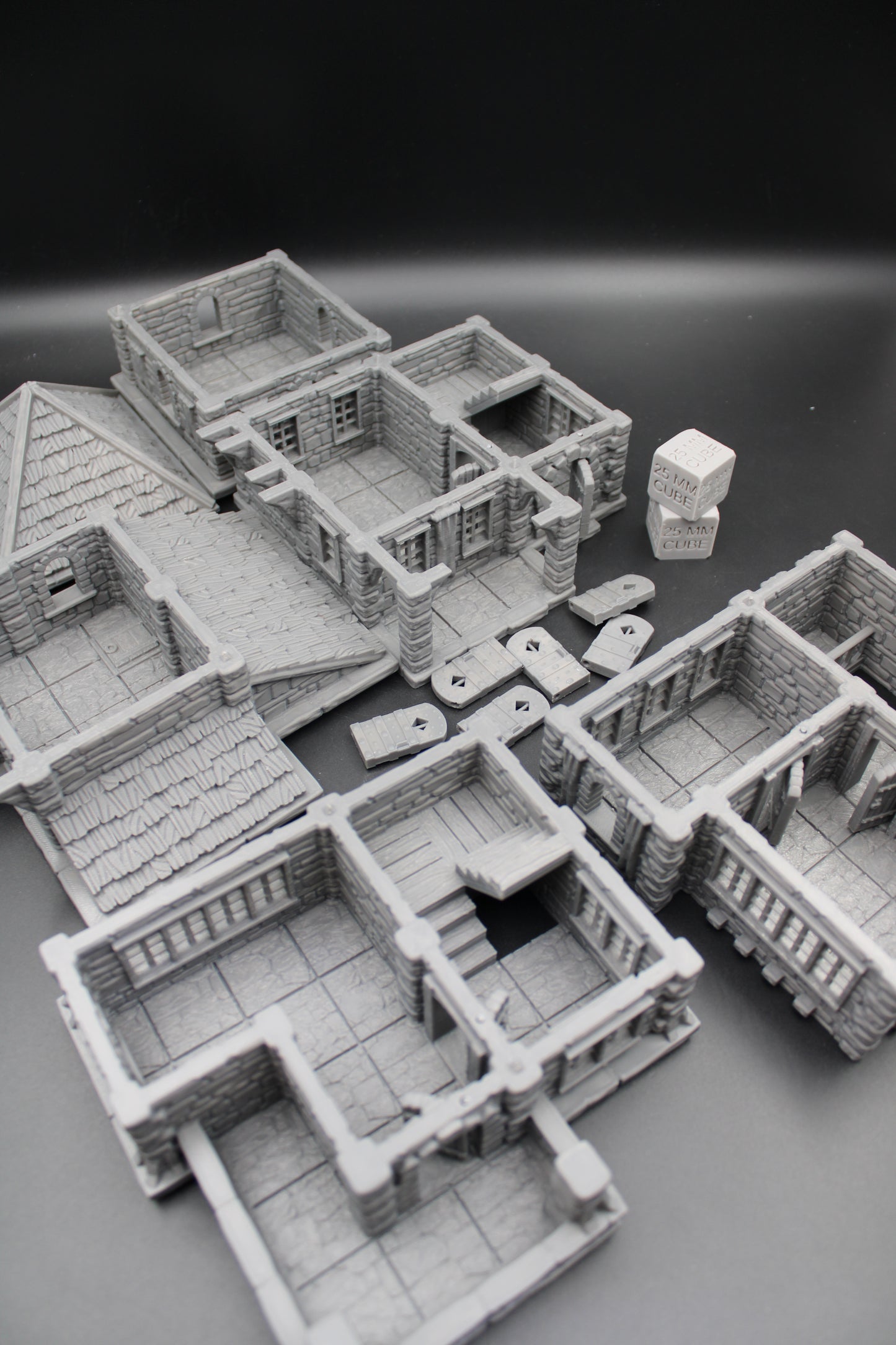 Tabletop Terrain Seaside Wood Roof 5 Story Short Tower House Dnd Rpg Wargame Skirmish 28-32mm