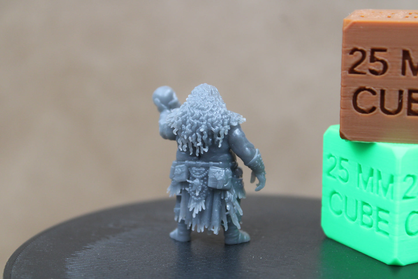 Tribal Shaman Witch Witchdoctor Bruja with Skull Miniature Dnd RPG wargame skirmish 32mm