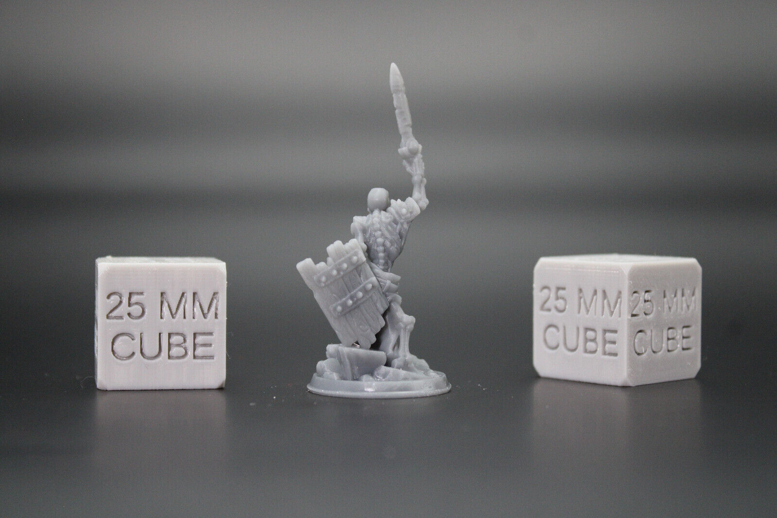 Skeleton Undead Warrior Fighter Raised Sword Shield 32mm Miniature Dnd Skirmish