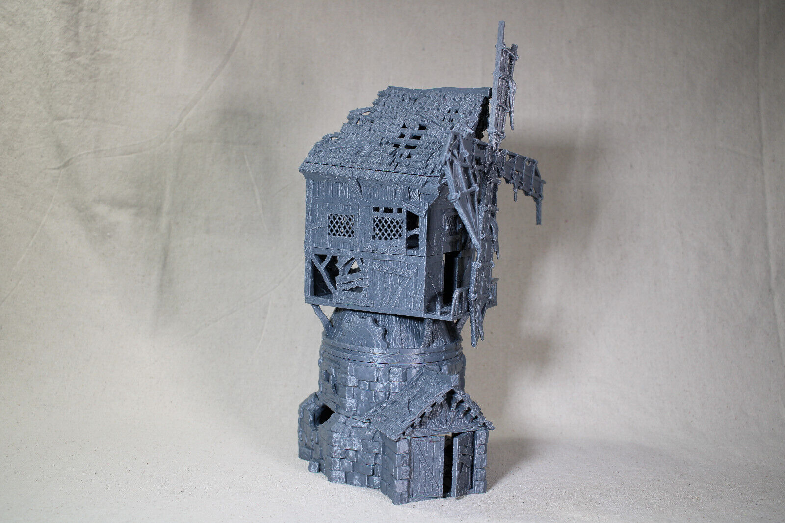 Tabletop Terrain Windmill Grain Mill Dnd RPG wargame skirmish 28mm Spins & Pivot