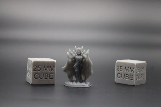 Necromancer Mage Wizard Sorceress Spiked Female 32mm Miniature Dnd Skirmish