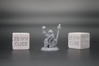 Dwarf Female Arcane Sorcerer Wizard Staff Magic Orb 32mm Miniature Dnd Skirmish
