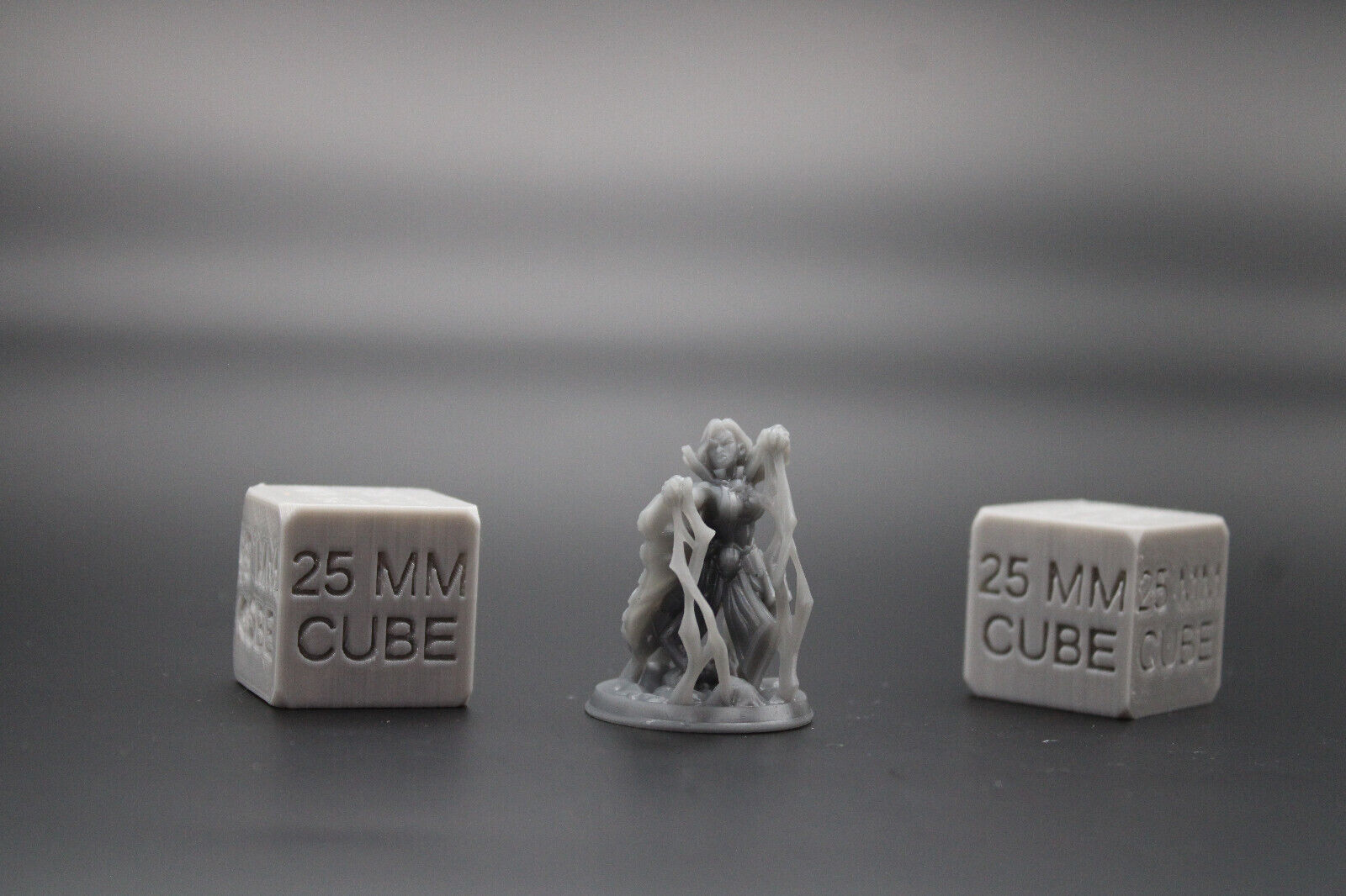 Necromancer Mage Sorceress Female Lightning 32mm Miniature Dnd Skirmish