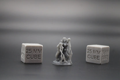 Necromancer Mage Sorceress Female Lightning 32mm Miniature Dnd Skirmish
