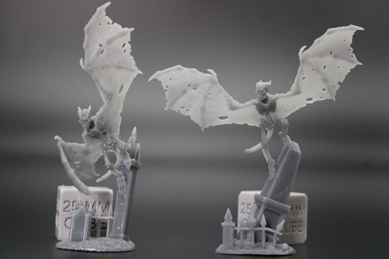 Skeleton Bone Gargoyle Pair Giant Bat 28mm 32mm Miniature Dnd Skirmish Oldhammer