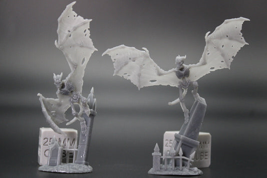 Skeleton Bone Gargoyle Pair Giant Bat 28mm 32mm Miniature Dnd Skirmish Oldhammer