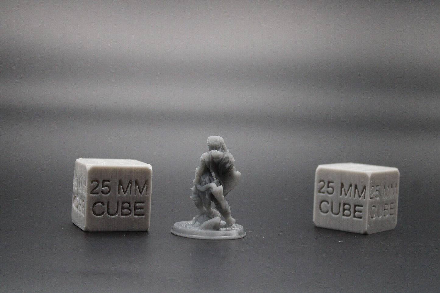Ranger Tracker Archer Huntress Female Bow & Dagger 32mm Miniature Dnd Skirmish