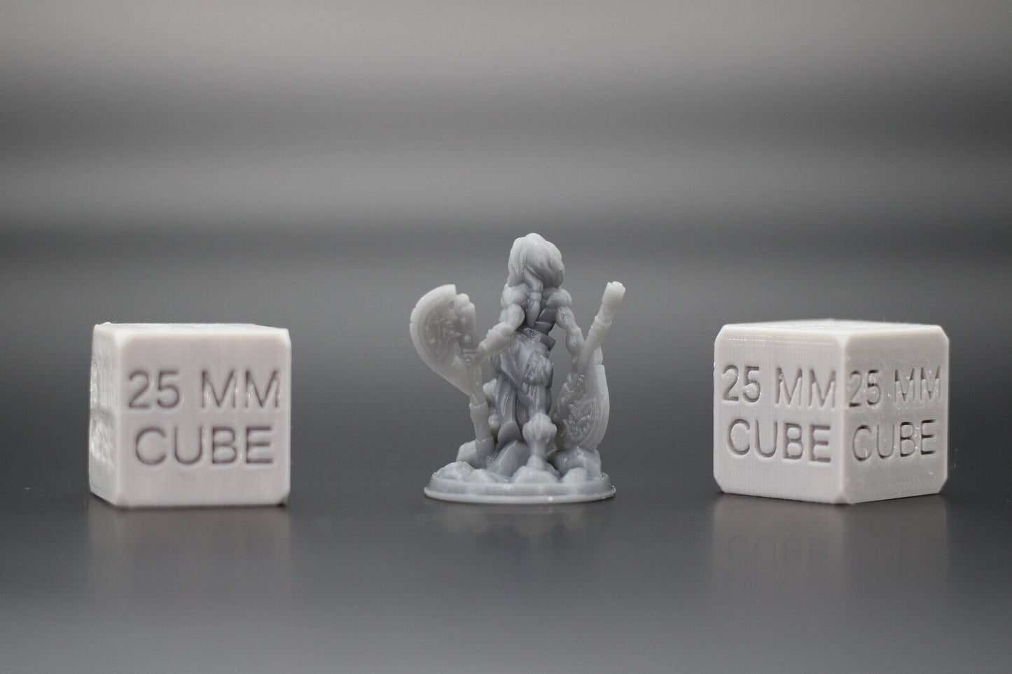Barbarian Female Dual Wield Axe 32mm Miniature Dnd Skirmish