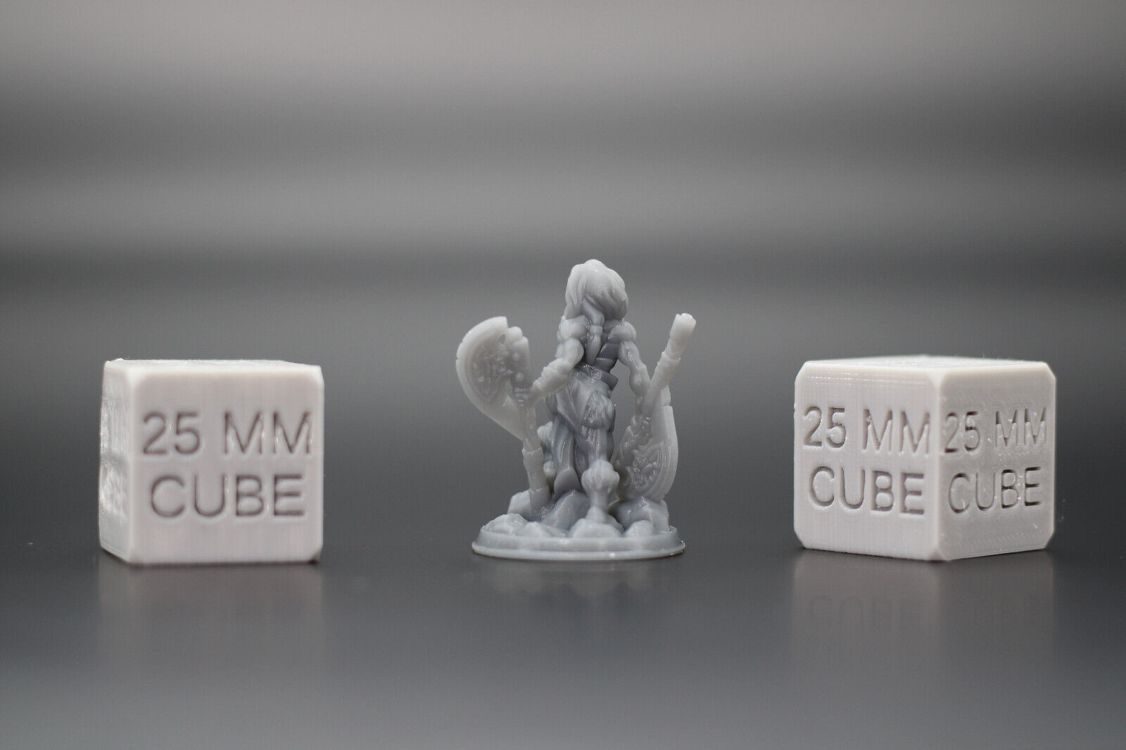 Barbarian Female Dual Wield Axe 32mm Miniature Dnd Skirmish
