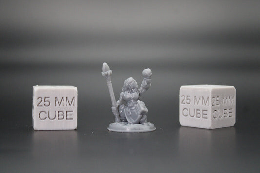 Dwarf Female Arcane Sorcerer Wizard Staff Magic Orb 32mm Miniature Dnd Skirmish