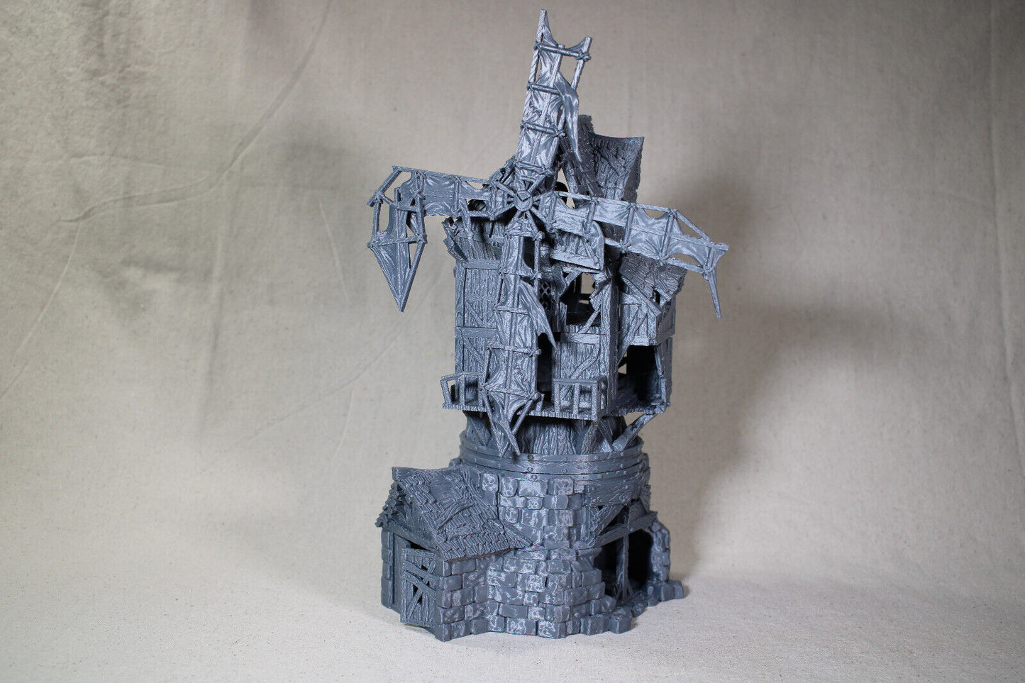 Tabletop Terrain Windmill Grain Mill Dnd RPG wargame skirmish 28mm Spins & Pivot