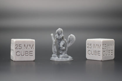 Barbarian Female Dual Wield Axe 32mm Miniature Dnd Skirmish