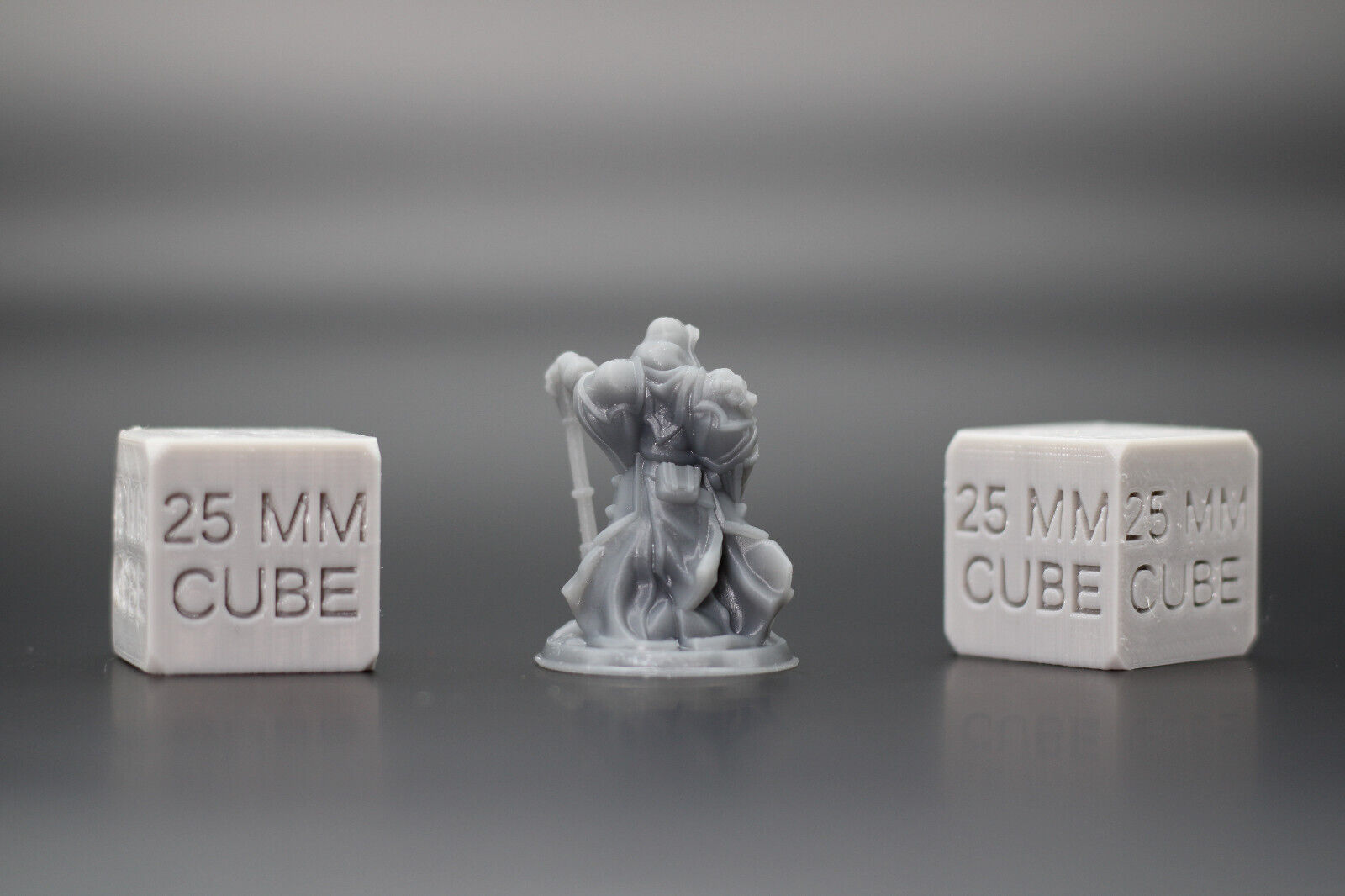 Cleric with Hammer Paladin 32mm Miniature Dnd Skirmish