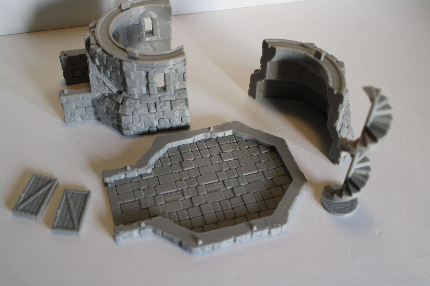 Tabletop Terrain Windmill Grain Mill Dnd RPG wargame skirmish 28mm Spins & Pivot