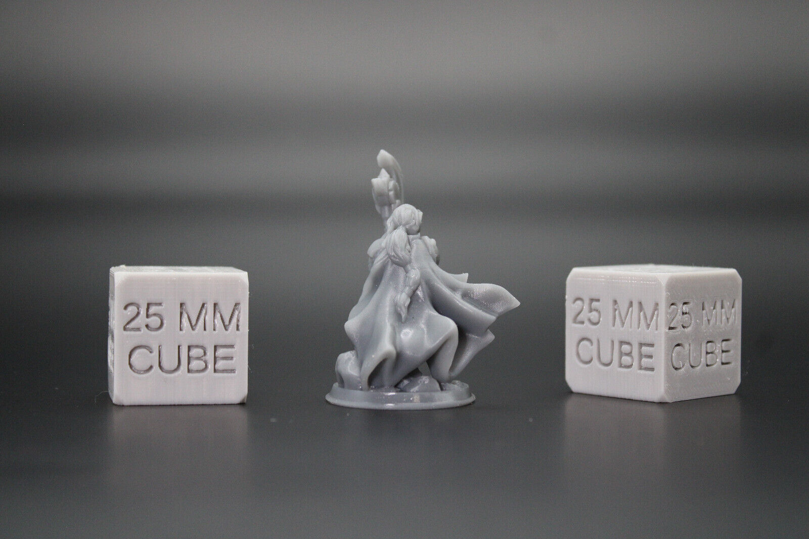 Cleric Paladin Female with Great Axe  32mm Miniature Dnd Skirmish