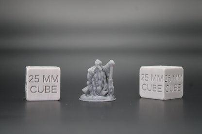 Dwarf Fighter Paladin with Mace Club & Smoking Pipe  32mm Miniature Dnd Skirmish