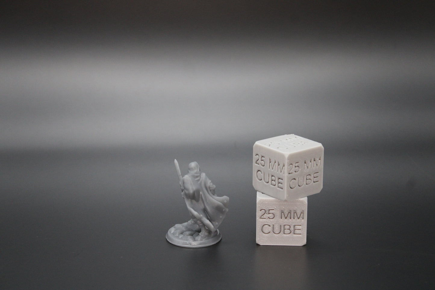 Rogue Thief Sword 32mm Miniature Dnd Skirmish