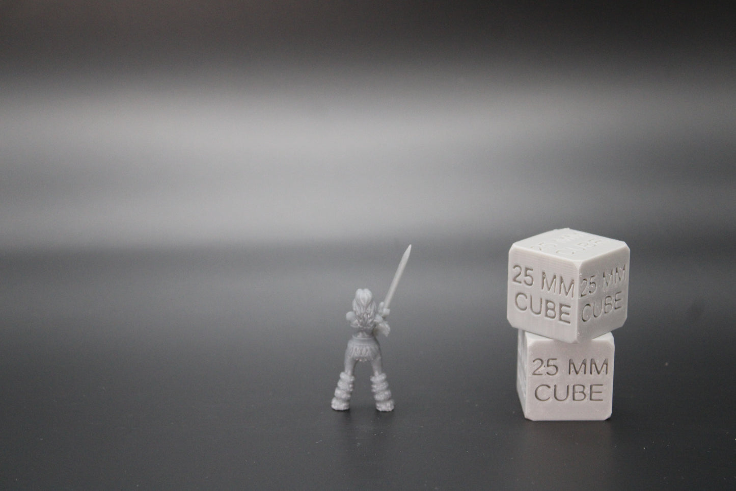 Barbarian Female Great Sword 5of6 32mm Miniature Dnd Oldhammer Heroquest