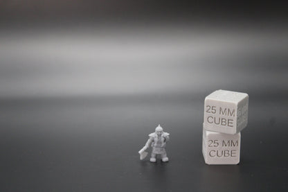 Dwarf Axe Female 5of6 32mm Miniature Dnd Oldhammer Heroquest