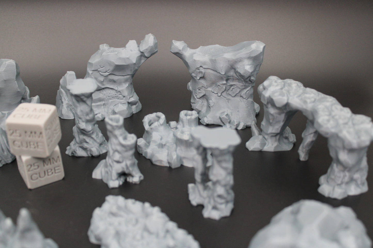 Tabletop Terrain Barren Cave Scatter Set Dnd RPG wargame skirmish 28mm