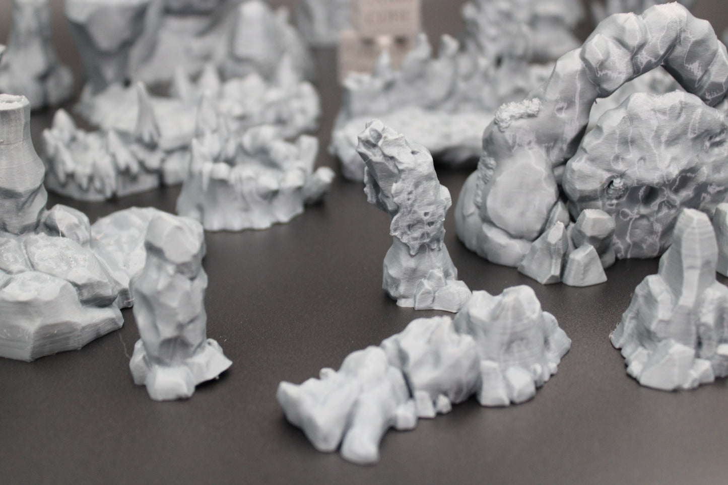 Tabletop Terrain Barren Cave Scatter Set Dnd RPG wargame skirmish 28mm