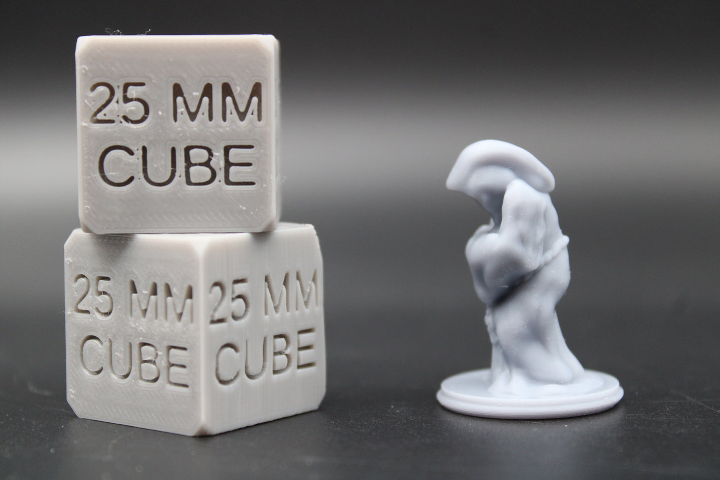 Cultist Hooded Figure Mysterious Haunted Miniature Dnd RPG wargame skirmish 28mm 32mm