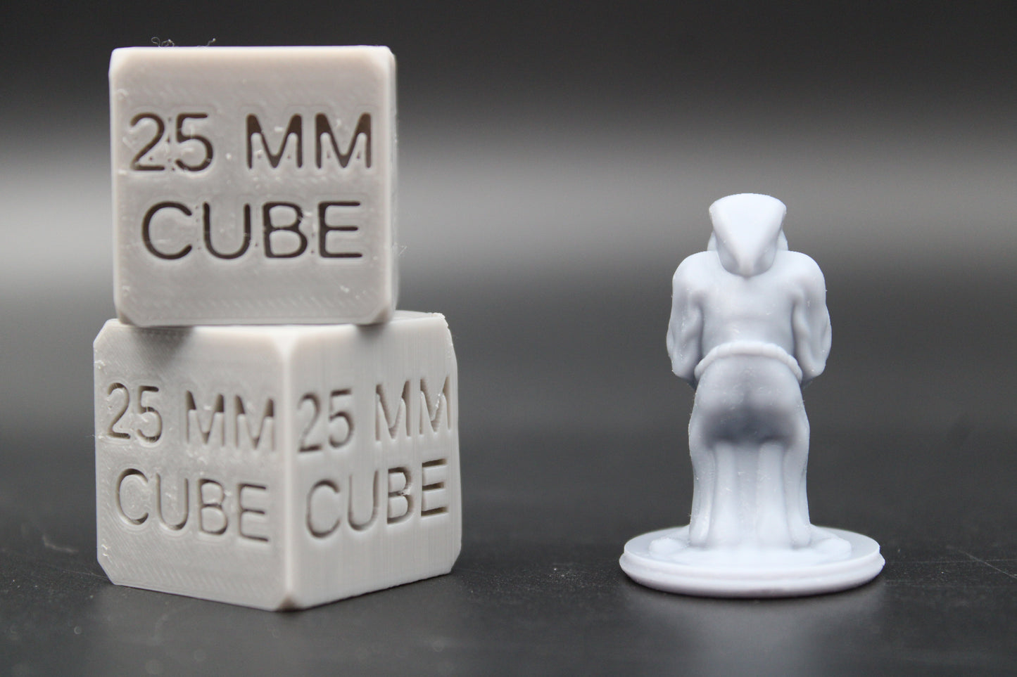 Cultist Hooded Figure Mysterious Haunted Miniature Dnd RPG wargame skirmish 28mm 32mm