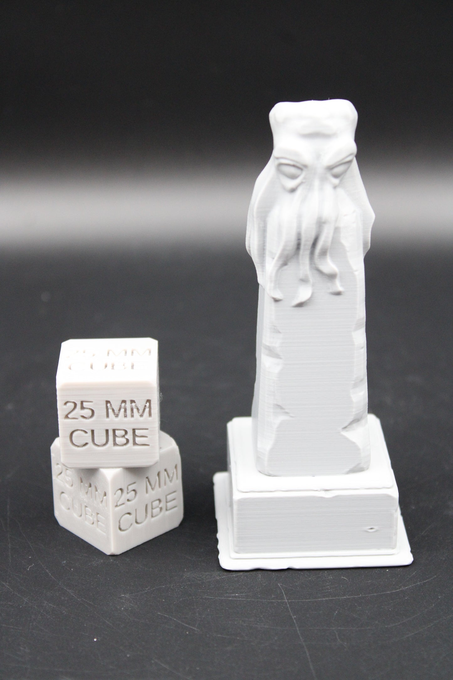 Tabletop Terrain Cultist Statue Obelisk Tentacle Dnd RPG wargame skirmish 28mm 32mm