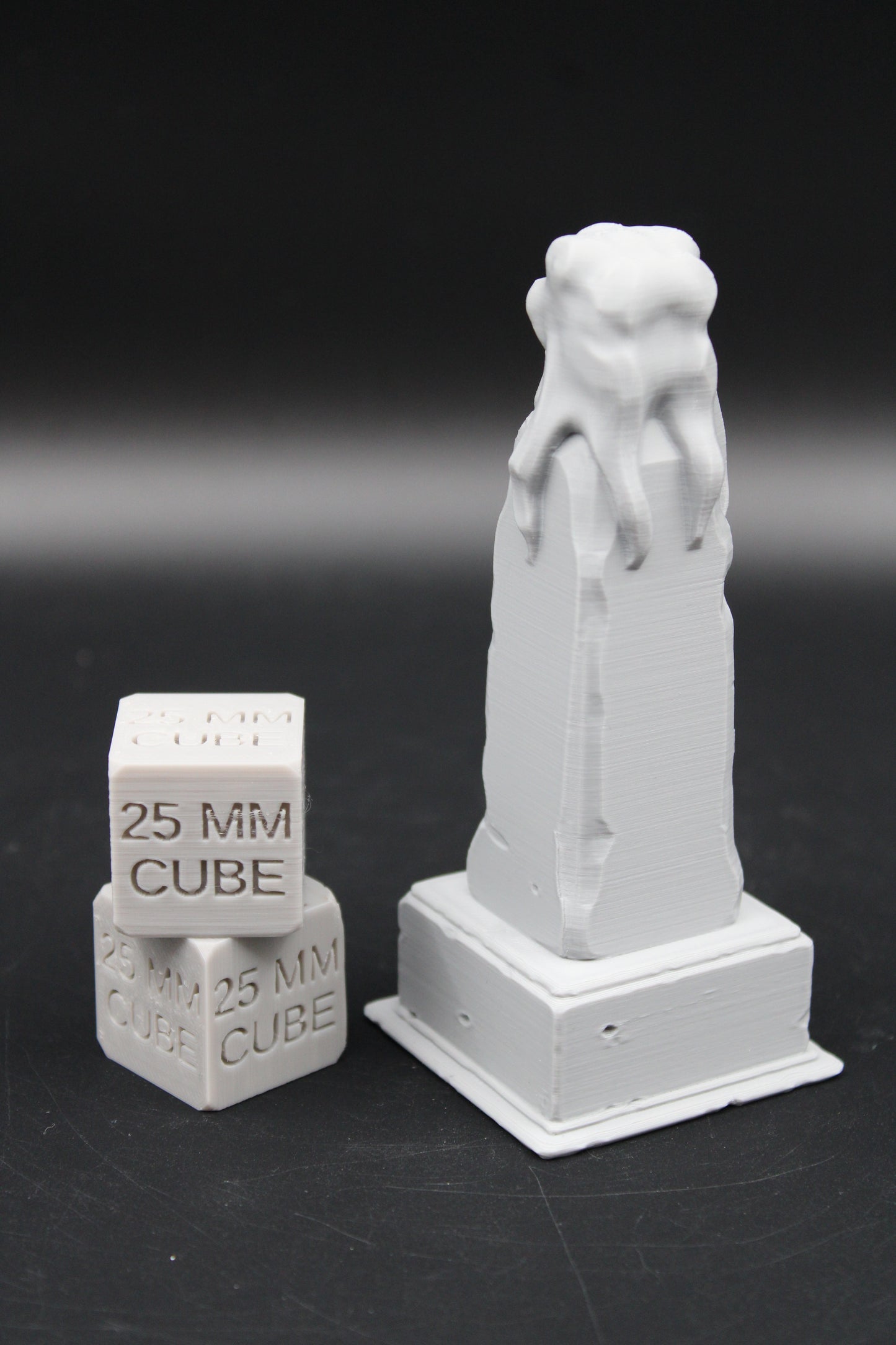 Tabletop Terrain Cultist Statue Obelisk Tentacle Dnd RPG wargame skirmish 28mm 32mm