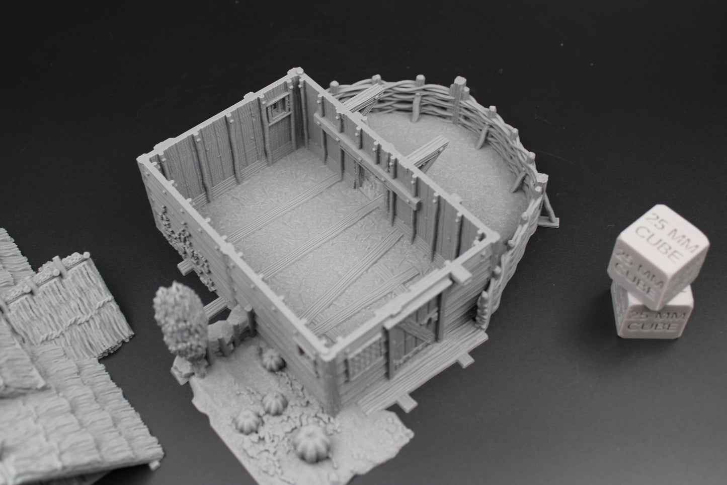 Tabletop Terrain Fantasy Farm Barn Pig Sty Chicken Coop Dnd RPG wargame skirmish 28mm