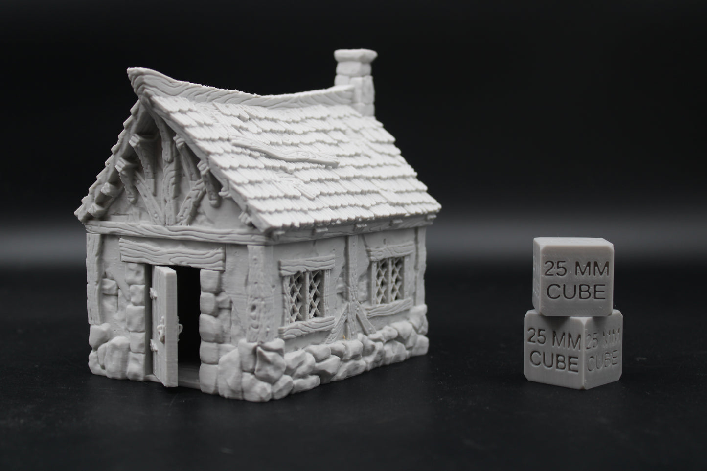 Tabletop Terrain Tiny Cottage House Damaged Roof Dnd RPG wargame skirmish 28mm