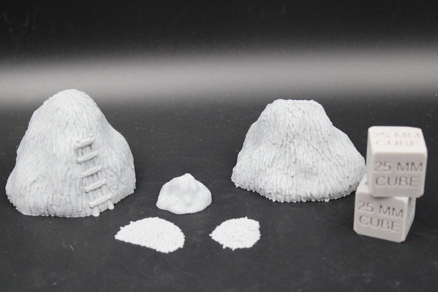 Tabletop Terrain Fantasy Hiding Hay Stacks Bedding Piles Farm Dnd RPG wargame skirmish 28mm