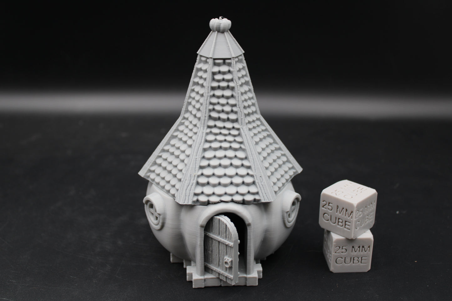 Tabletop Terrain Giant Pumpkin House Tall Roof 28mm skirmish rpg wargame
