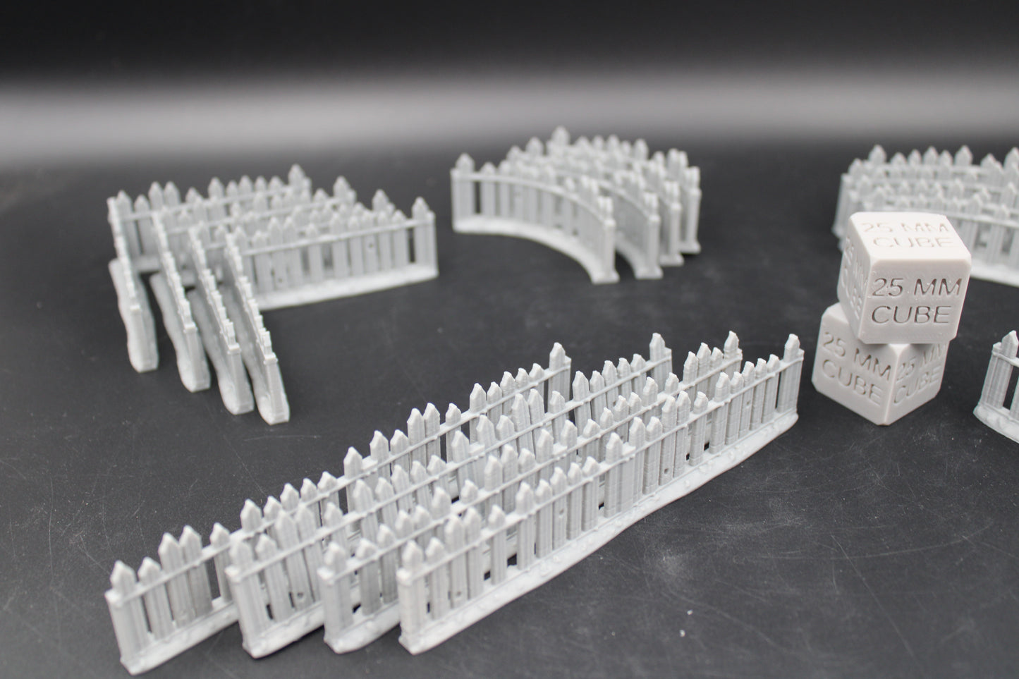 Tabletop Terrain Fantasy Farm Fence 20 Piece Set Dnd RPG wargame skirmish 28mm
