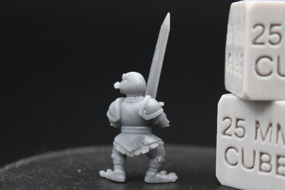 Mallard Duck Fighter Knight Two Handed Sword 28-32mm Miniature Dnd Skirmish