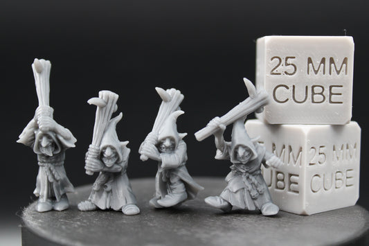 Cave Goblin Clubbers x4 32mm Miniature Dnd Skirmish HQuest Oldhammer