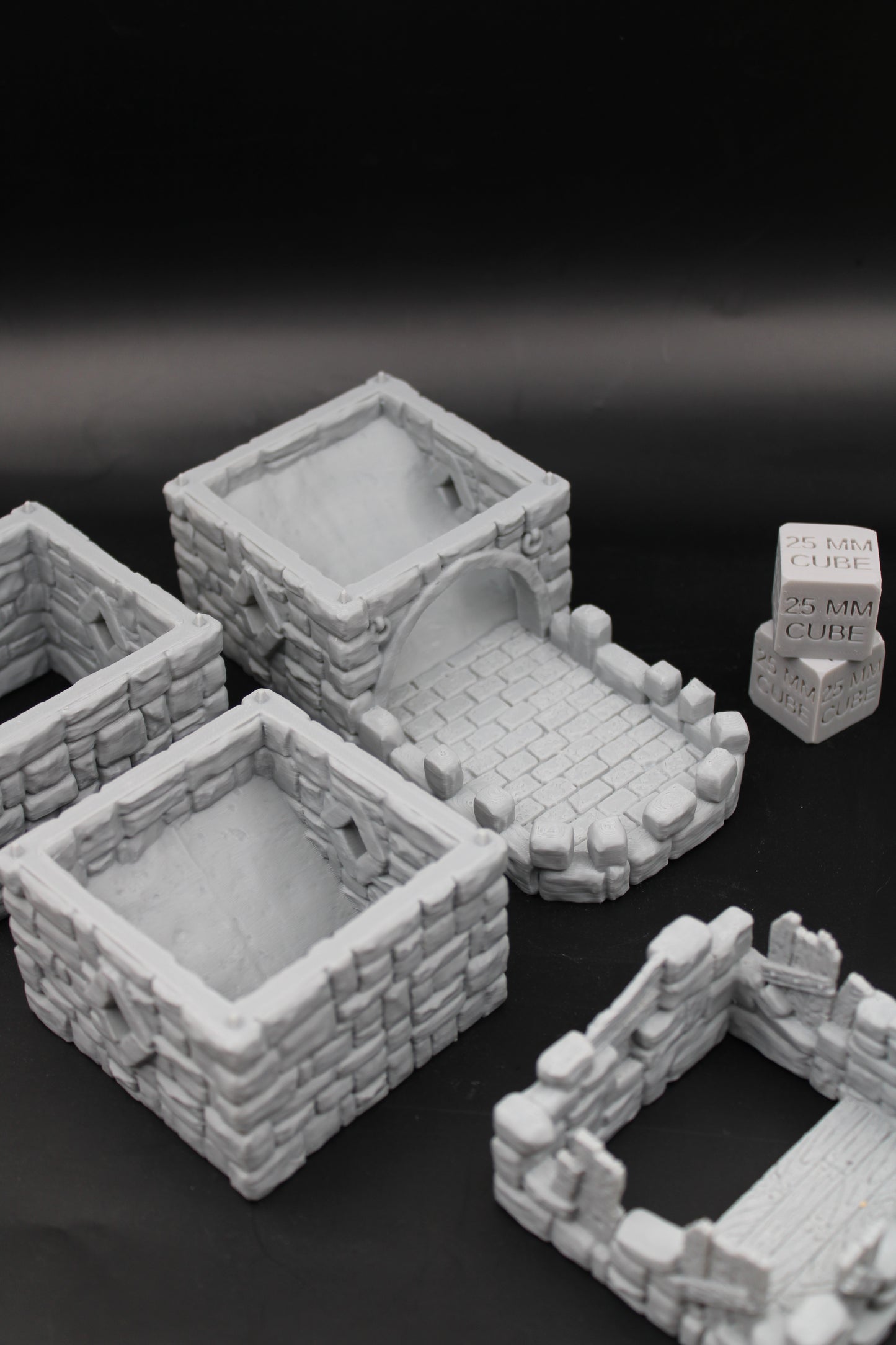 Tabletop Terrain Dice Tower Dnd RPG wargame skirmish 28mm