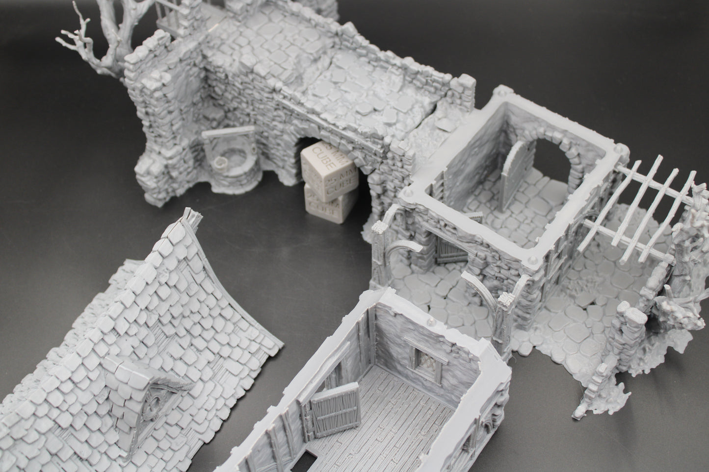Tabletop Terrain Fantasy Estate Bridge House Ruin With Tree Dnd RPG wargame skirmish 28-32mm