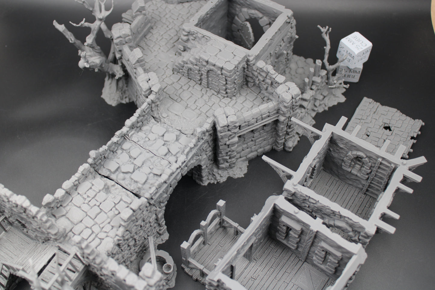 Tabletop Terrain Fantasy Estate Bridge Castle Tower Ruin Dnd RPG wargame skirmish 28-32mm