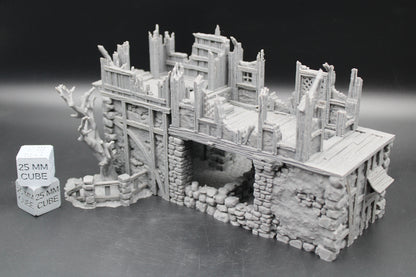 Tabletop Terrain Fantasy Barn Warehouse Storehouse Ruin Abandoned Dnd RPG wargame skirmish 28-32mm