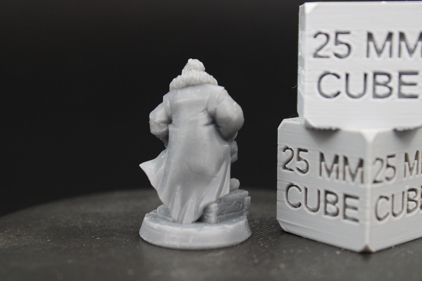 Townsfolk NPC Trader Merchant Shop Owner Swindler Scoundrel Gang Boss 32mm Miniature Dnd Skirmish